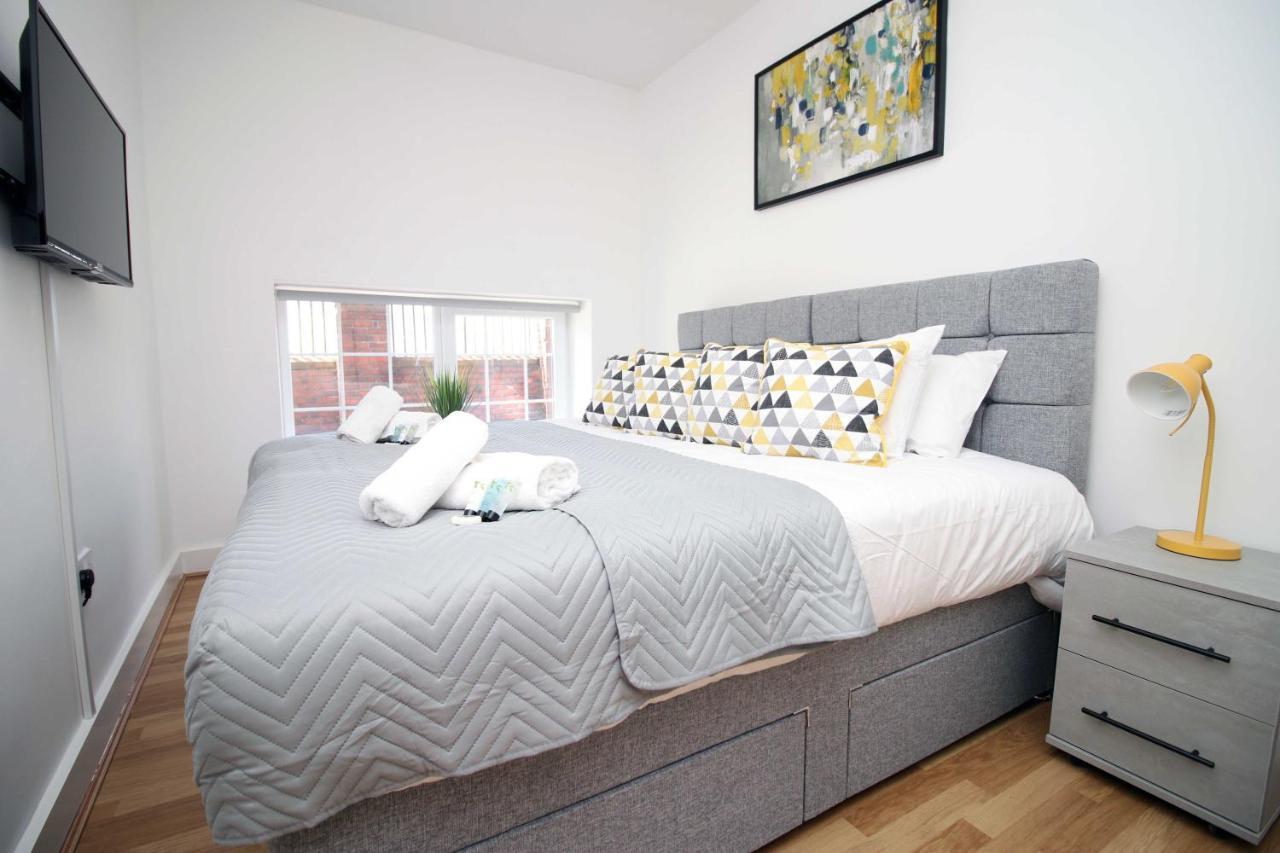 St Thomas Loft Views By Ssw - 2Br, Parking, Sleeps 4, Easy Access To City Centre, Marina, Beach And M4 スウォンジー エクステリア 写真