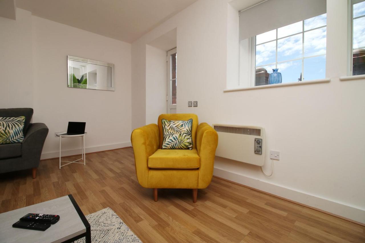 St Thomas Loft Views By Ssw - 2Br, Parking, Sleeps 4, Easy Access To City Centre, Marina, Beach And M4 スウォンジー エクステリア 写真