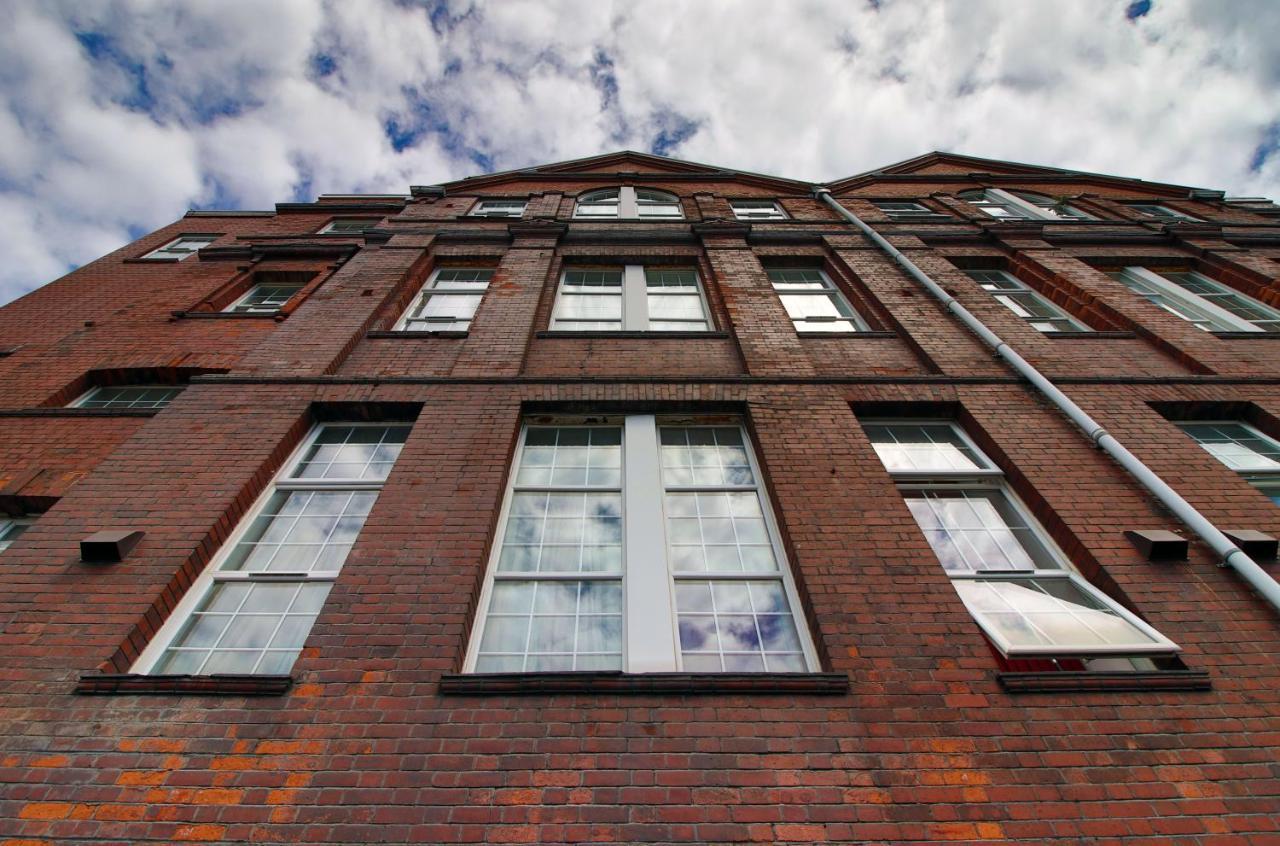 St Thomas Loft Views By Ssw - 2Br, Parking, Sleeps 4, Easy Access To City Centre, Marina, Beach And M4 スウォンジー エクステリア 写真